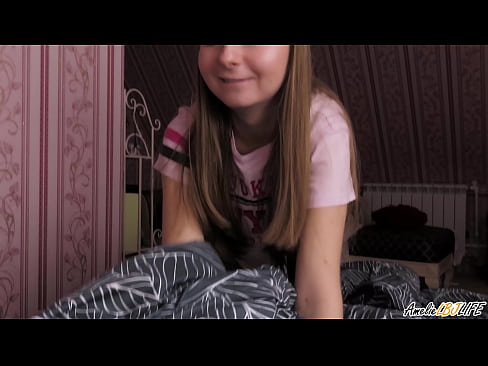 ❤️ Mae Blondie yn Sugno ei BFF yn Ddwfn ac yn Cael Cum Yn Ei Cheg ️ Porno vk wrthon ni